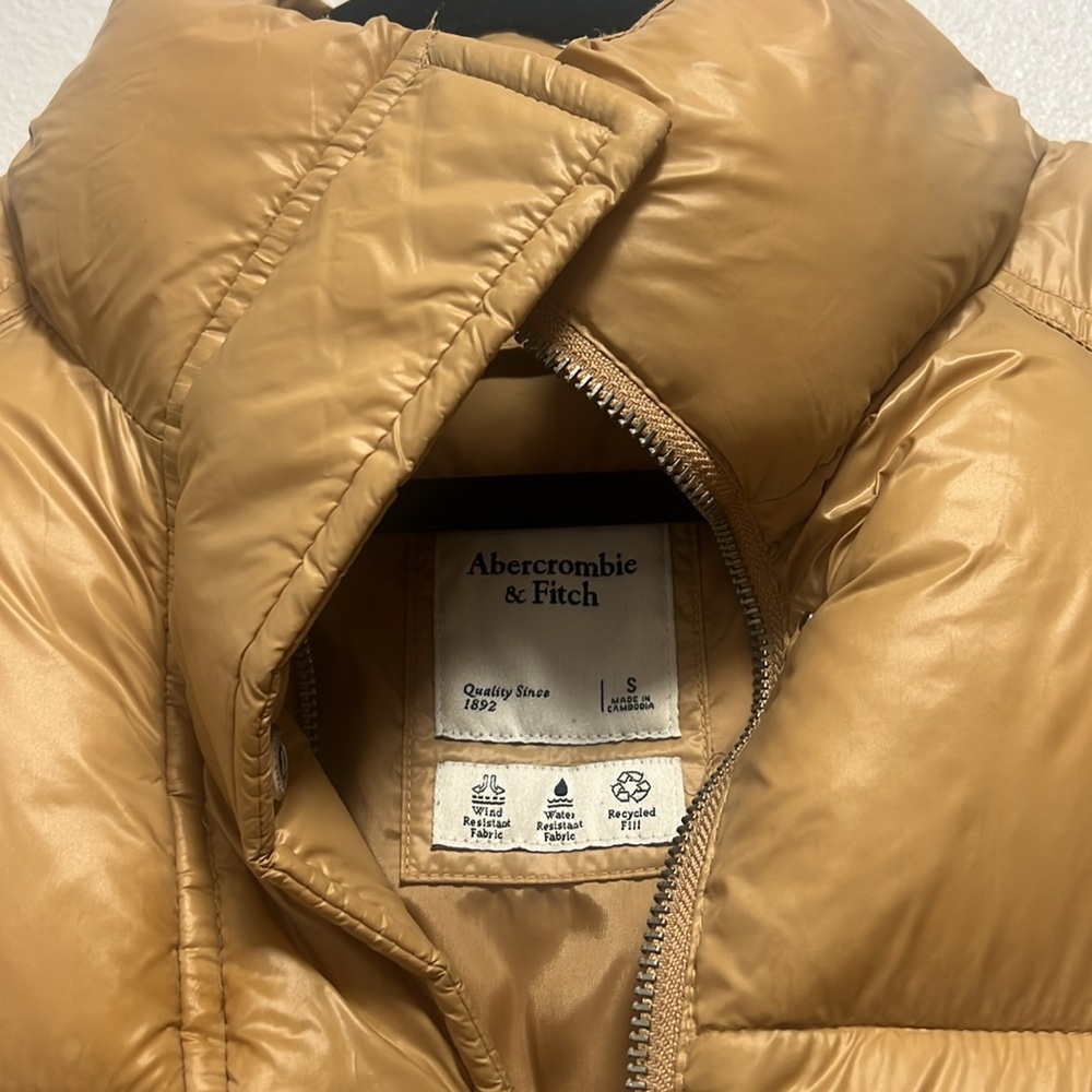 A&F Tan Oversized Utility Puffer - image 5